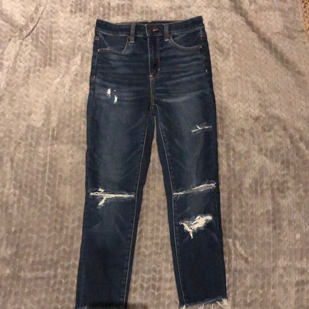 Hi rise American eagle ripped skinny jeans